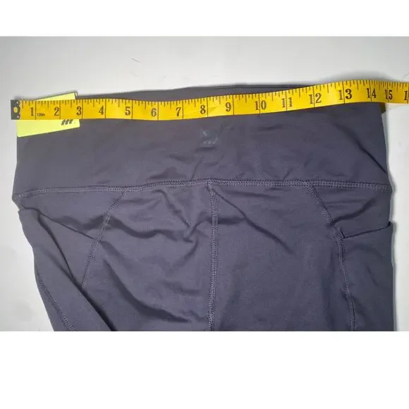 NWT - All in Motion Gray Cropped Yoga Pants - Women's Size M - Picture 5 of 11
